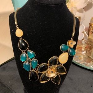 Gold flower necklace